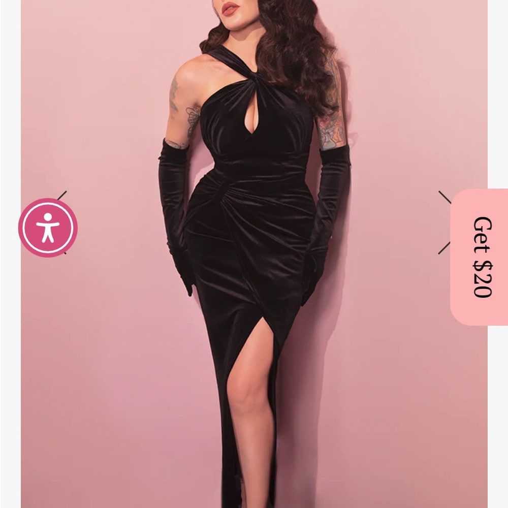 Vixen by Micheline Pitt Black One-Shoulder Velvet Evening Gown with Cape/Gloves